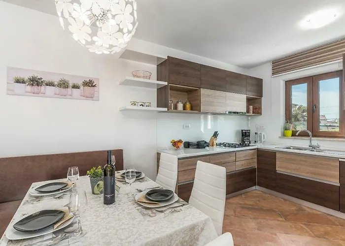 Sa-ra Appartamento Brtonigla